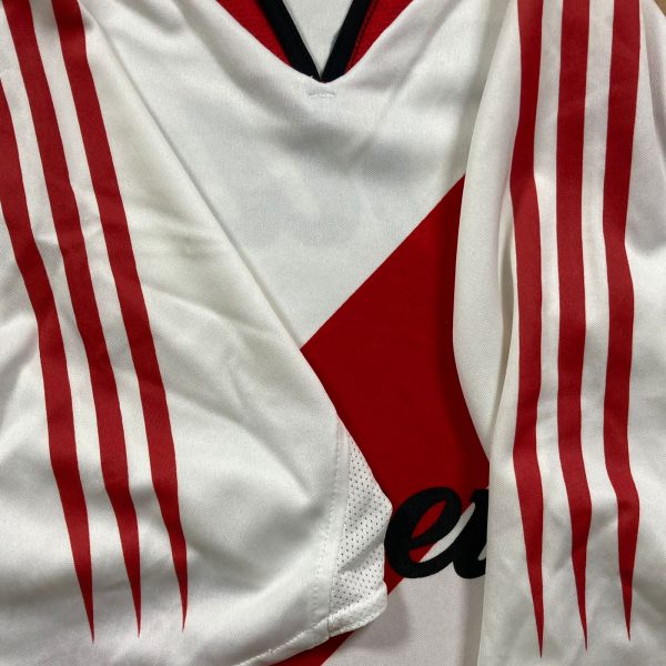 CLASSICSOCCERSHIRT.COM 2004 05 River Plate Home Shirt Good M Adidas 5