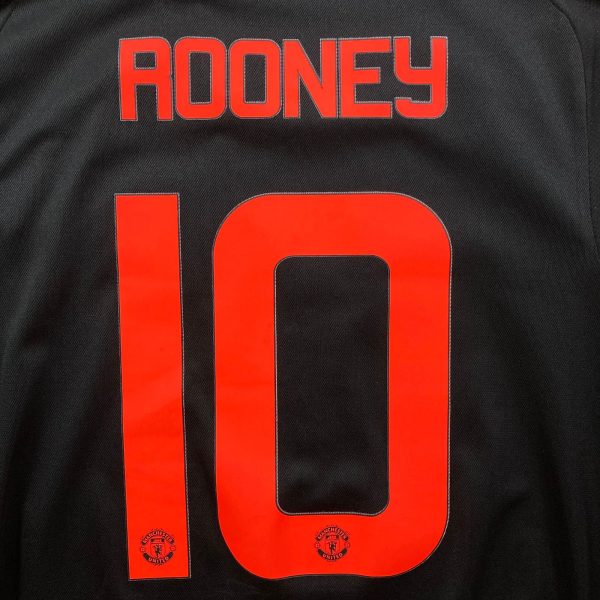 CLASSICSOCCERSHIRT.COM 2015 16 Manchester United Third Rooney #10 Adidas AC1445 S (5)