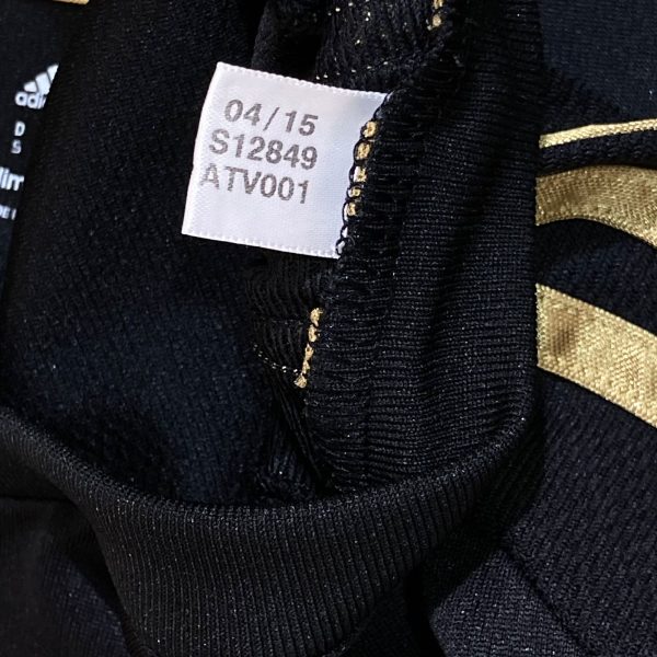 CLASSICSOCCERSHIRT.COM 2015 16 Juventus Away Adidas S12849 S (1)