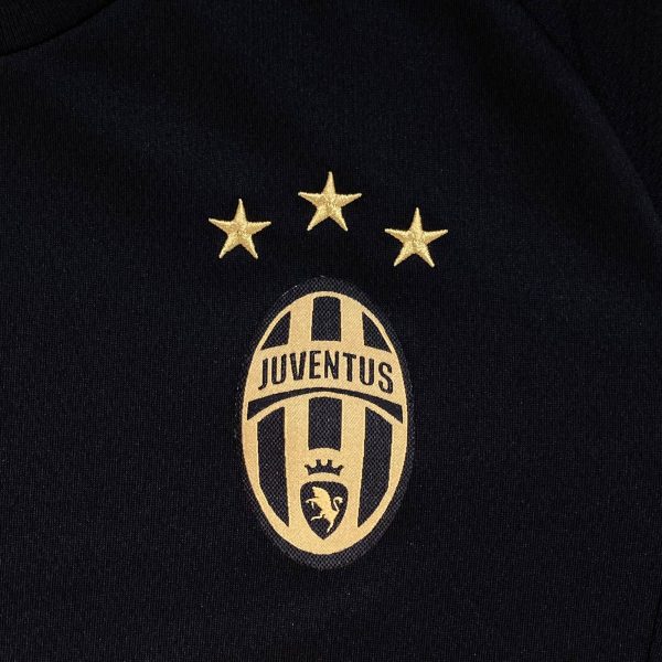 CLASSICSOCCERSHIRT.COM 2015 16 Juventus Away Adidas S12849 S (6)