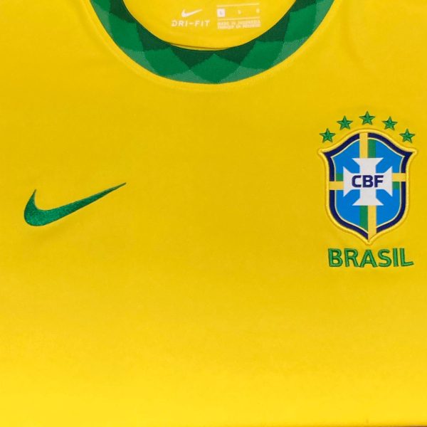 CLASSICSOCCERSHIRT.COM 2022 Brazil Home Nike DN0680 741 L (7)